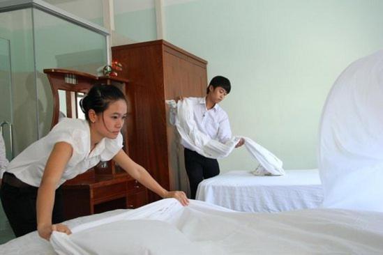 Avi Airport Guest house 2*