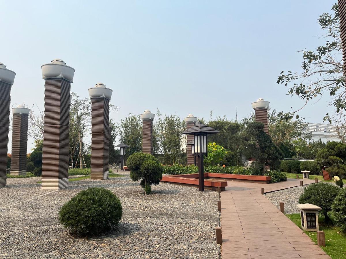 Vinhomes Royal 3 Br Hanoi