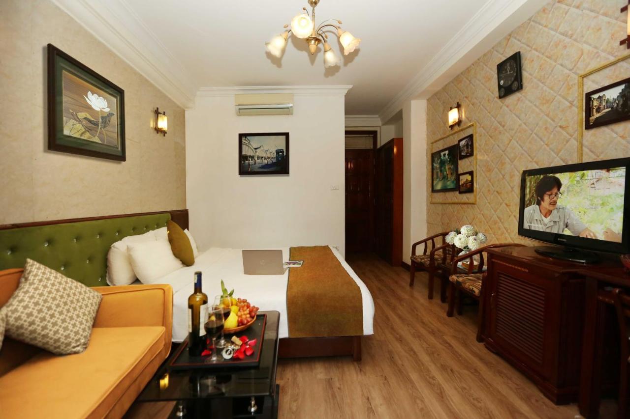 Golden Lotus & Hotel 3*