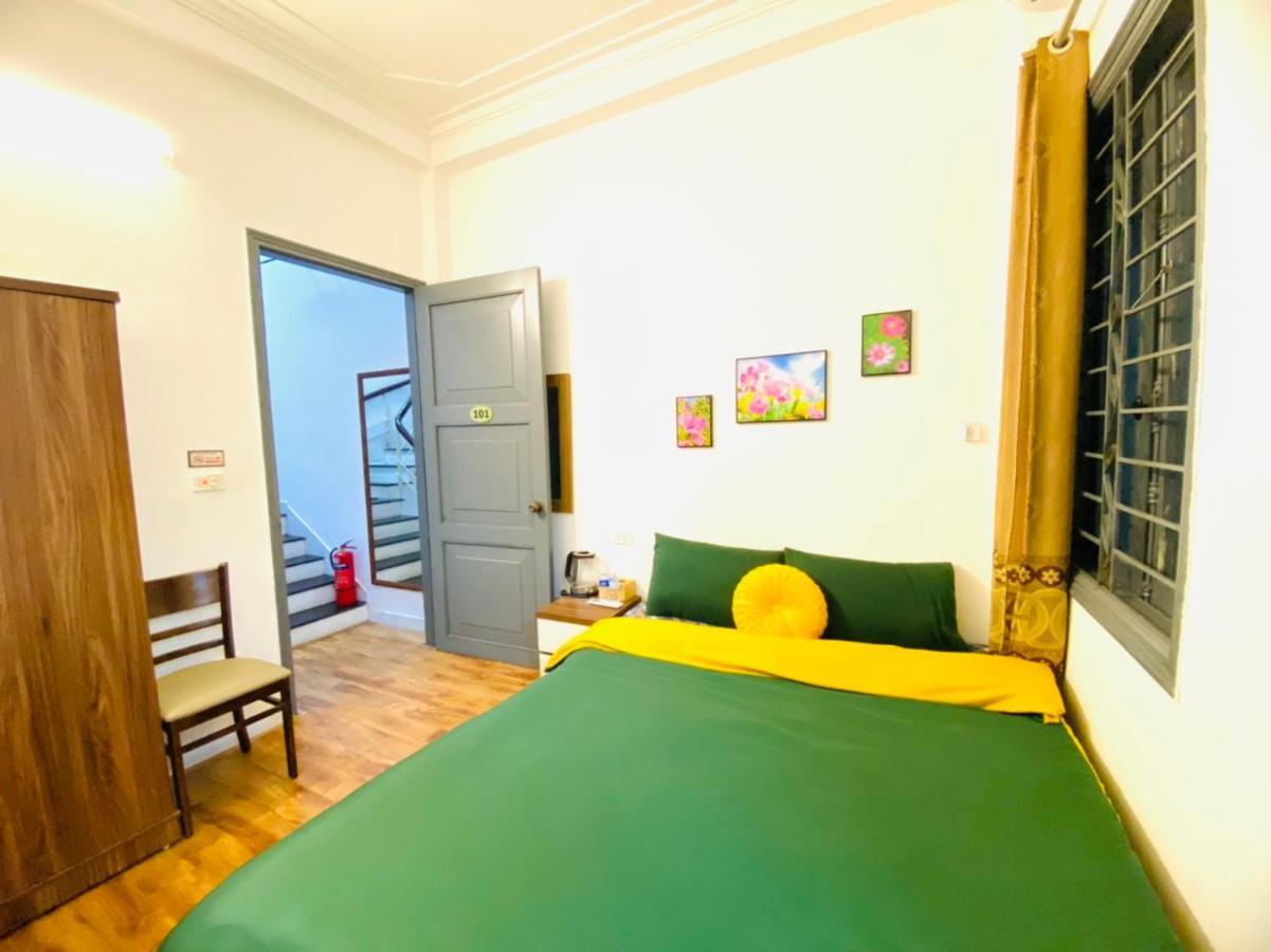Sunrise Homestay Long Bien *