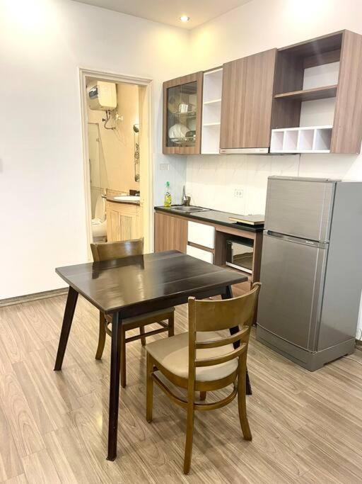 Spacious Balcony Apt•kitchen•west Hà Nội