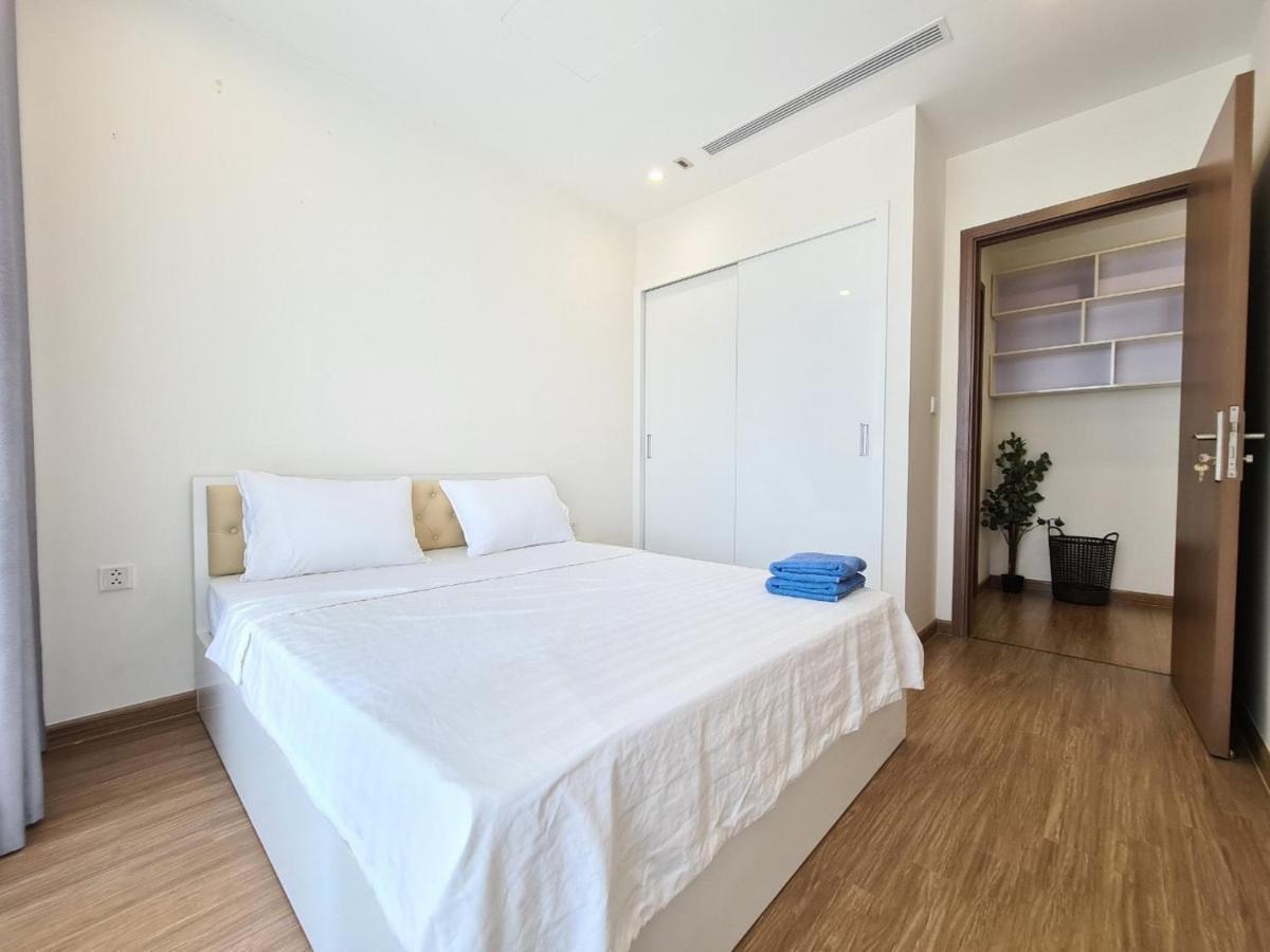 Vincom Plaza Vinhomes Sky Pham Hung My Dinh * Hanoi