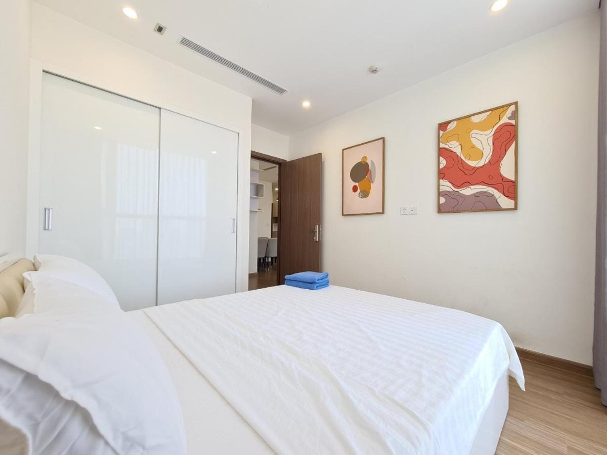 Vincom Plaza Vinhomes Sky Pham Hung My Dinh Hanoi