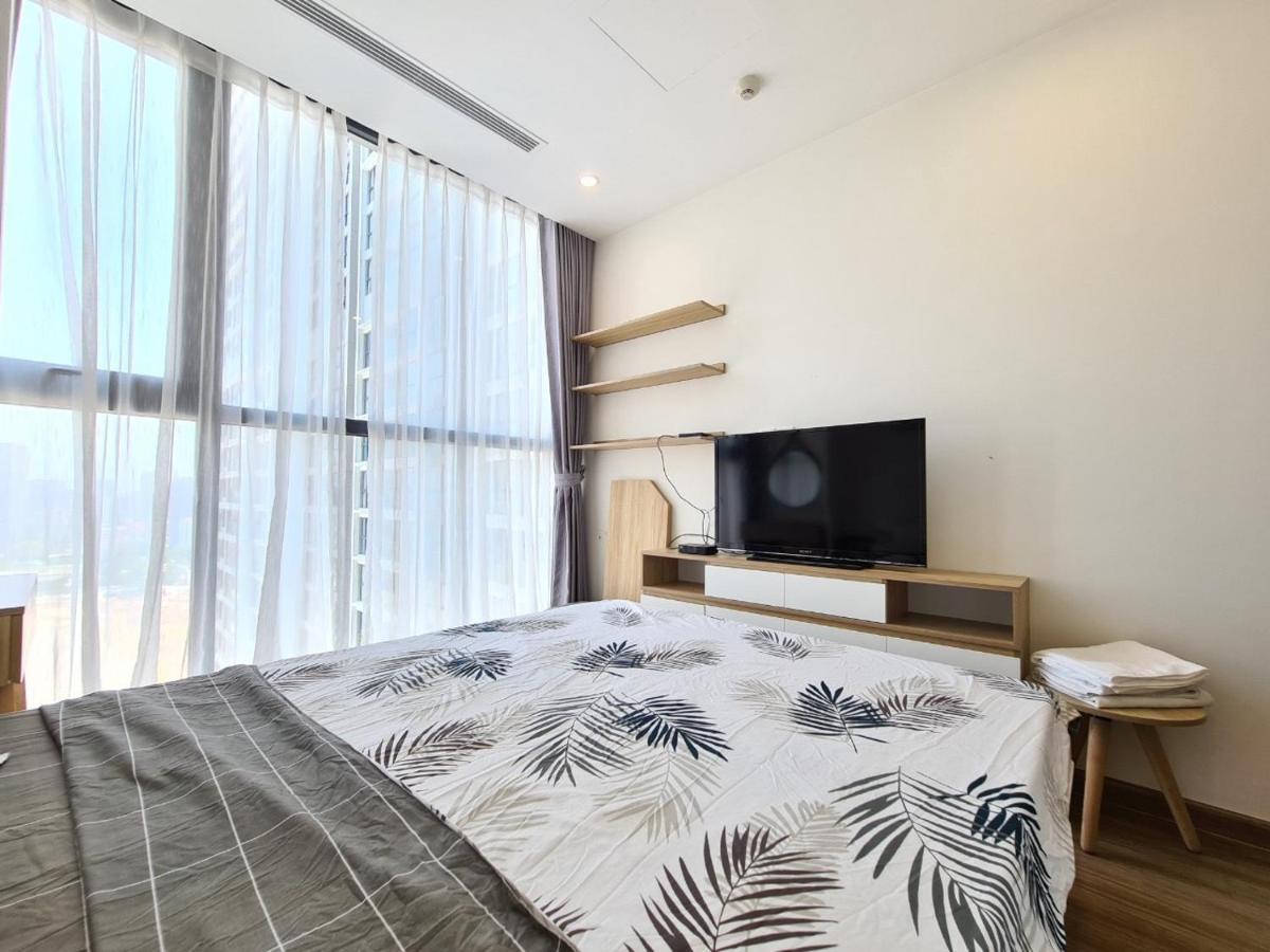 Vincom Plaza Vinhomes Sky Pham Hung My Dinh *