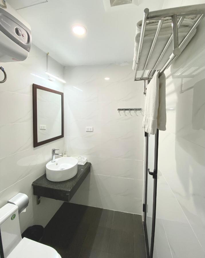 Tien Minh 113 Le Thanh Nghi 3* Hanoi