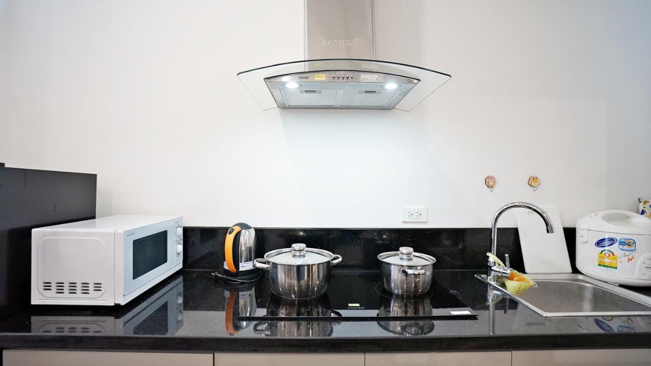 Cl•charming Studio Apt•balcony/laundry•van Mieu Căn hộ *