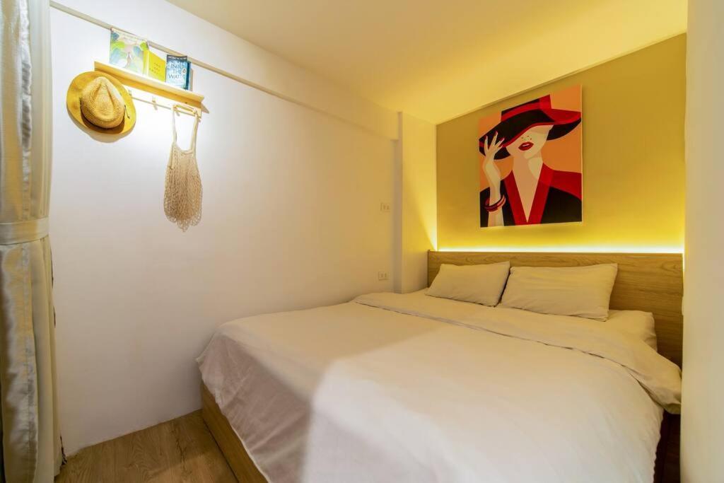 Holly Hideaway-cozy Nest -balcony- Center Apartamento Hanói