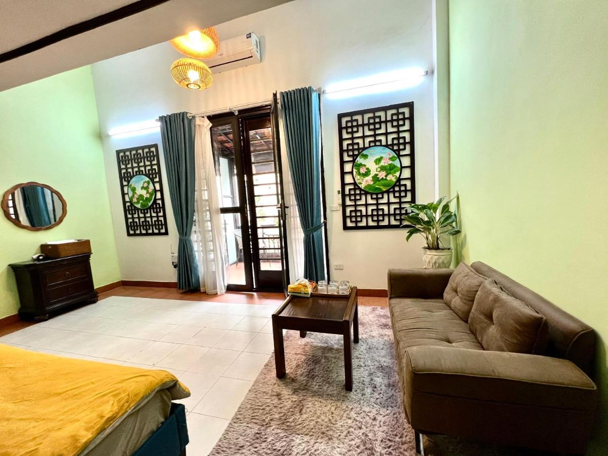 Warm Hanoi, Near Hoankiem Lake, 2brs, Old Quarter Apartment *