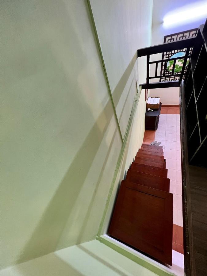 Warm Hanoi, Near Hoankiem Lake, 2brs, Old Quarter Apartment *