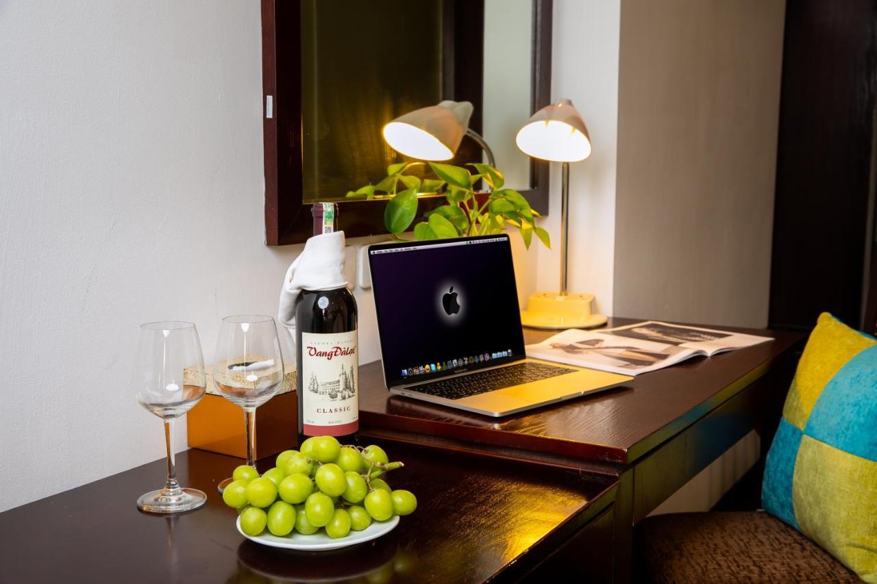 Hotel Babylon Grand & 4*