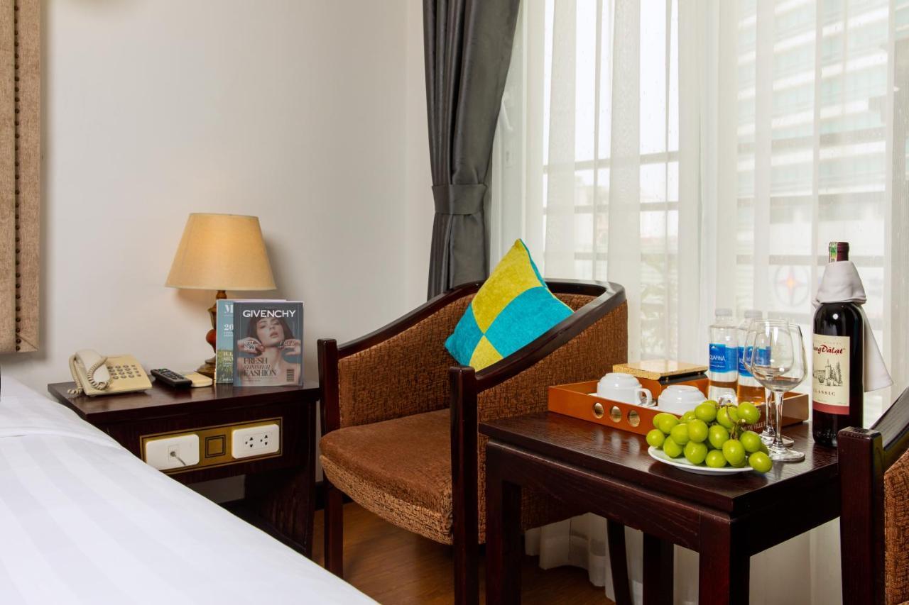 Babylon Grand & Hotel