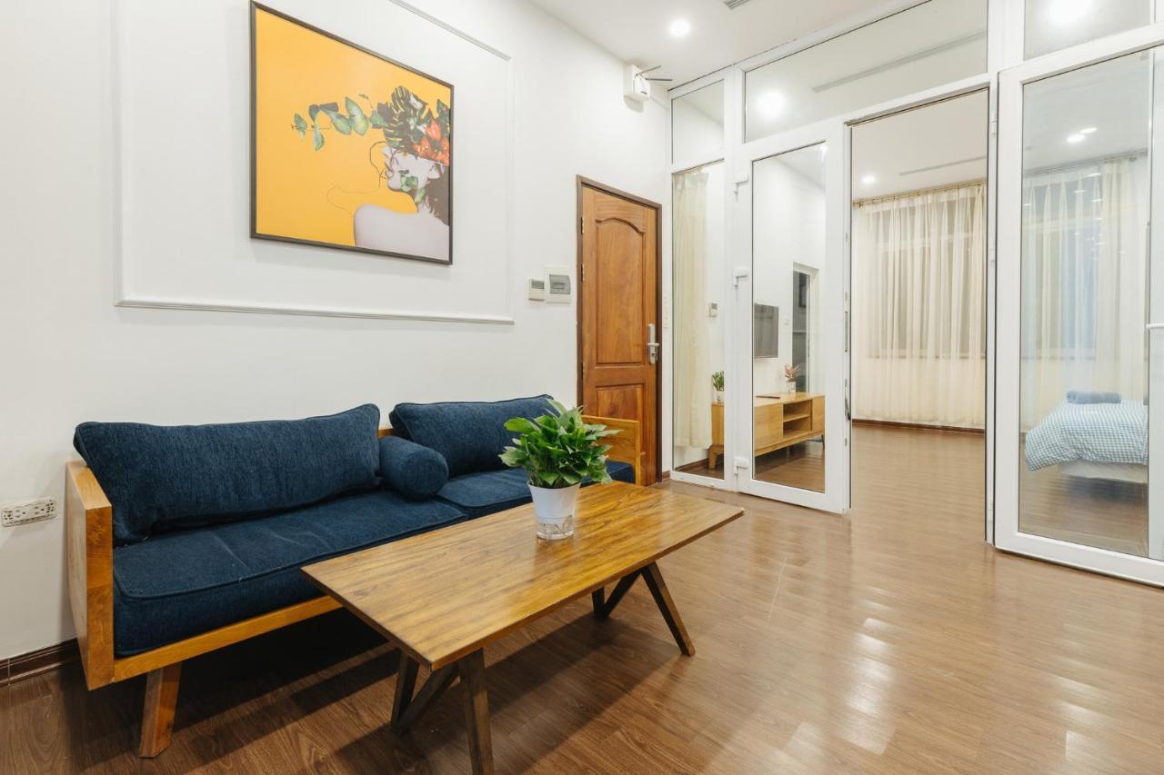 Apartment Luck Apart 02 - Tay Ho Ha Noi View Studio Hanoi