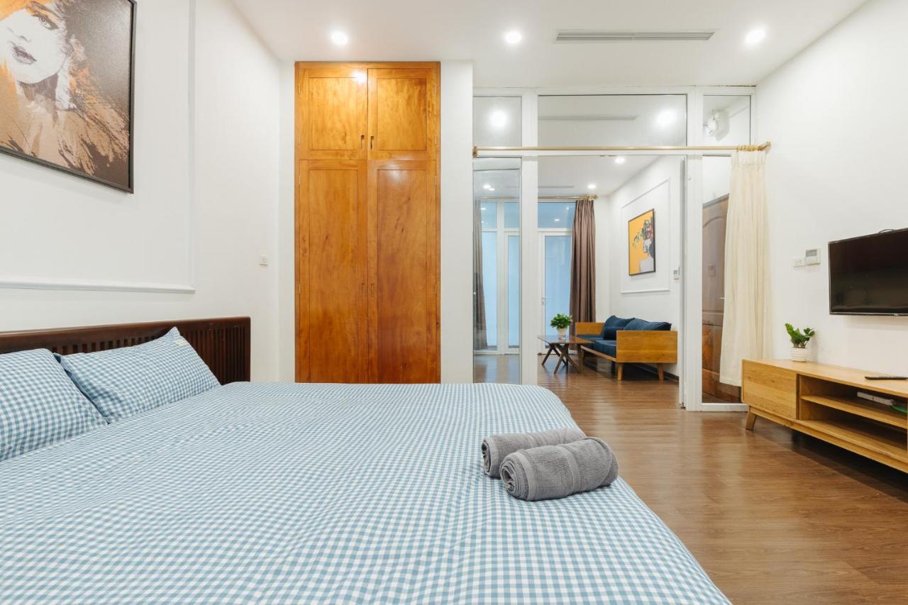 Apartment Luck Apart 02 - Tay Ho Ha Noi View Studio Hanoi