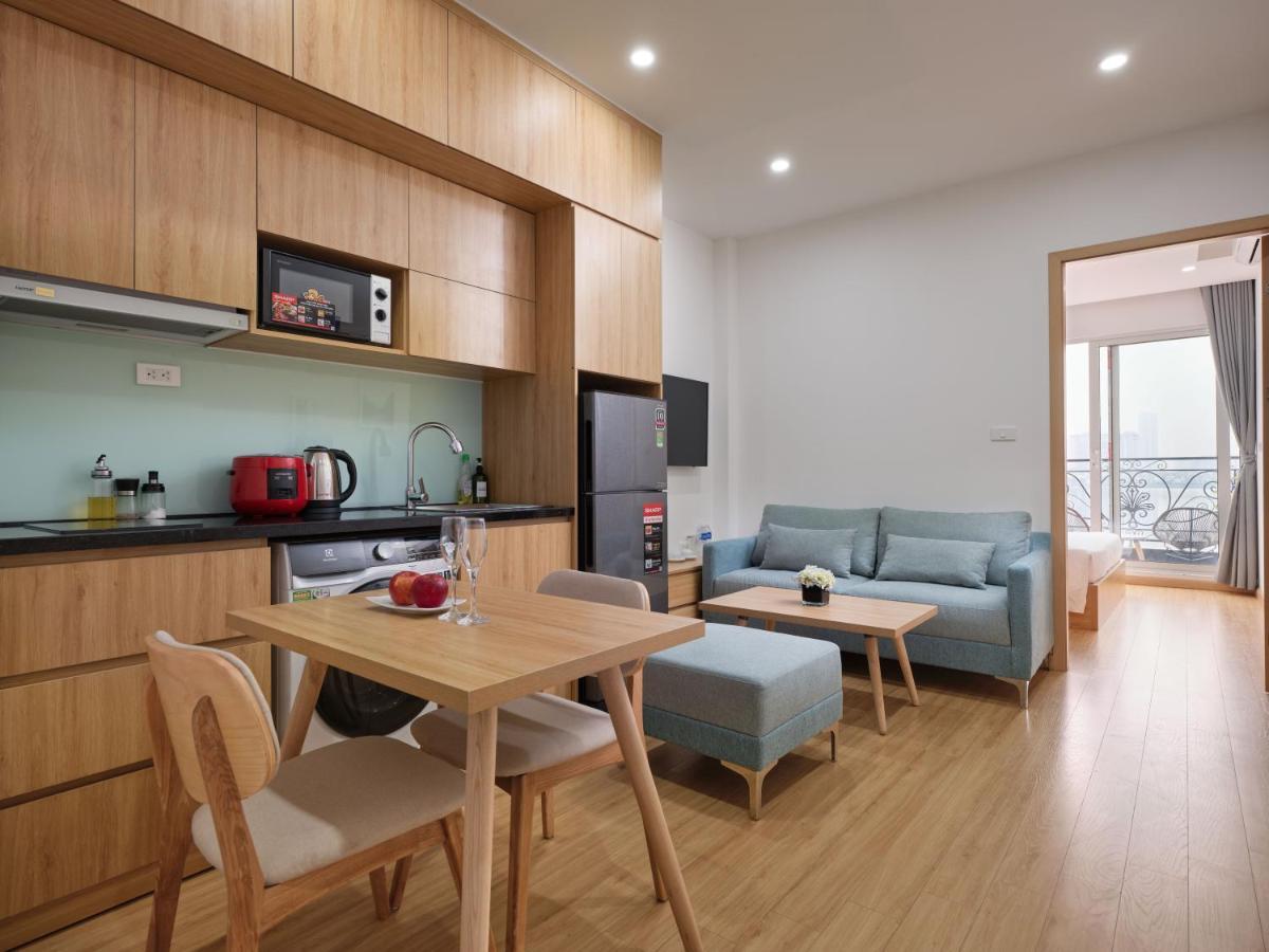 Moonlight Tay Ho Apartment