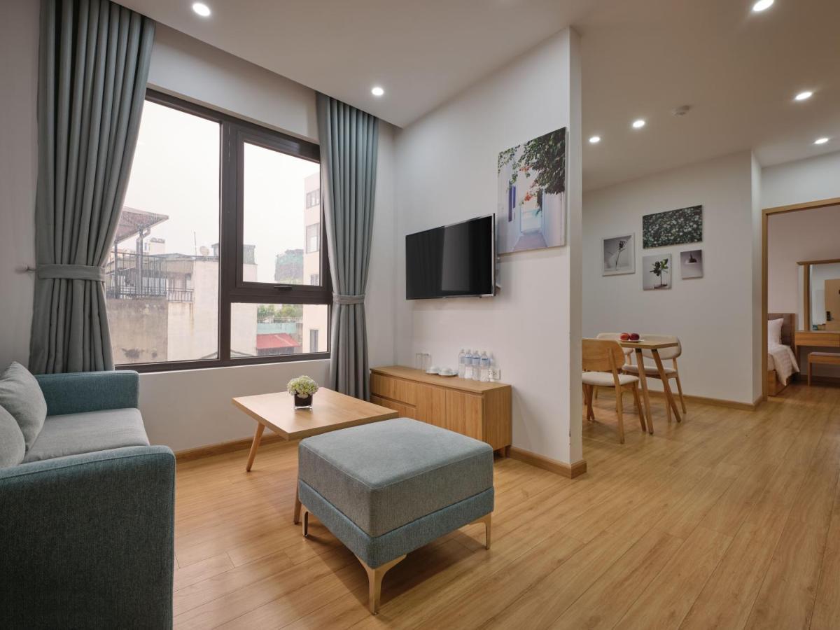 Moonlight Tay Ho Apartment *