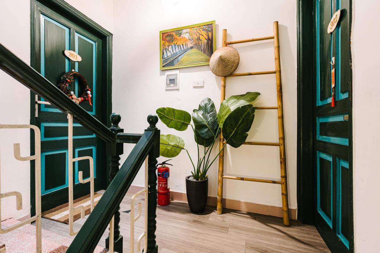 Anchie Ly Nam De- Ha Noi Train Street- Ha Noi Old Quarter Homestay Hanoi
