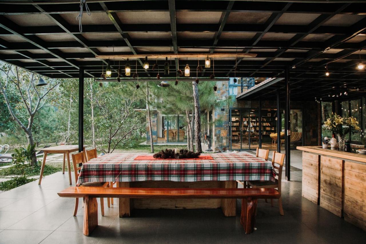 Lee & Sau Sau Garden - Venuestay Hanoi