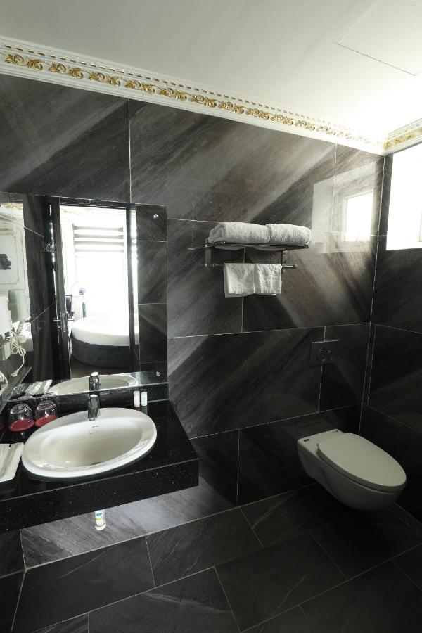 Hoang Gia Xa La Boutique Hotel