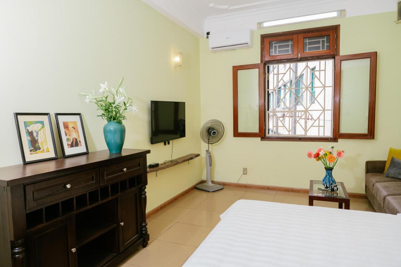 Hola House Homestay