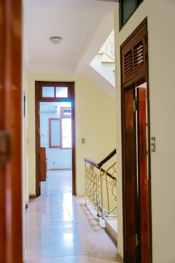 Hola House Homestay *