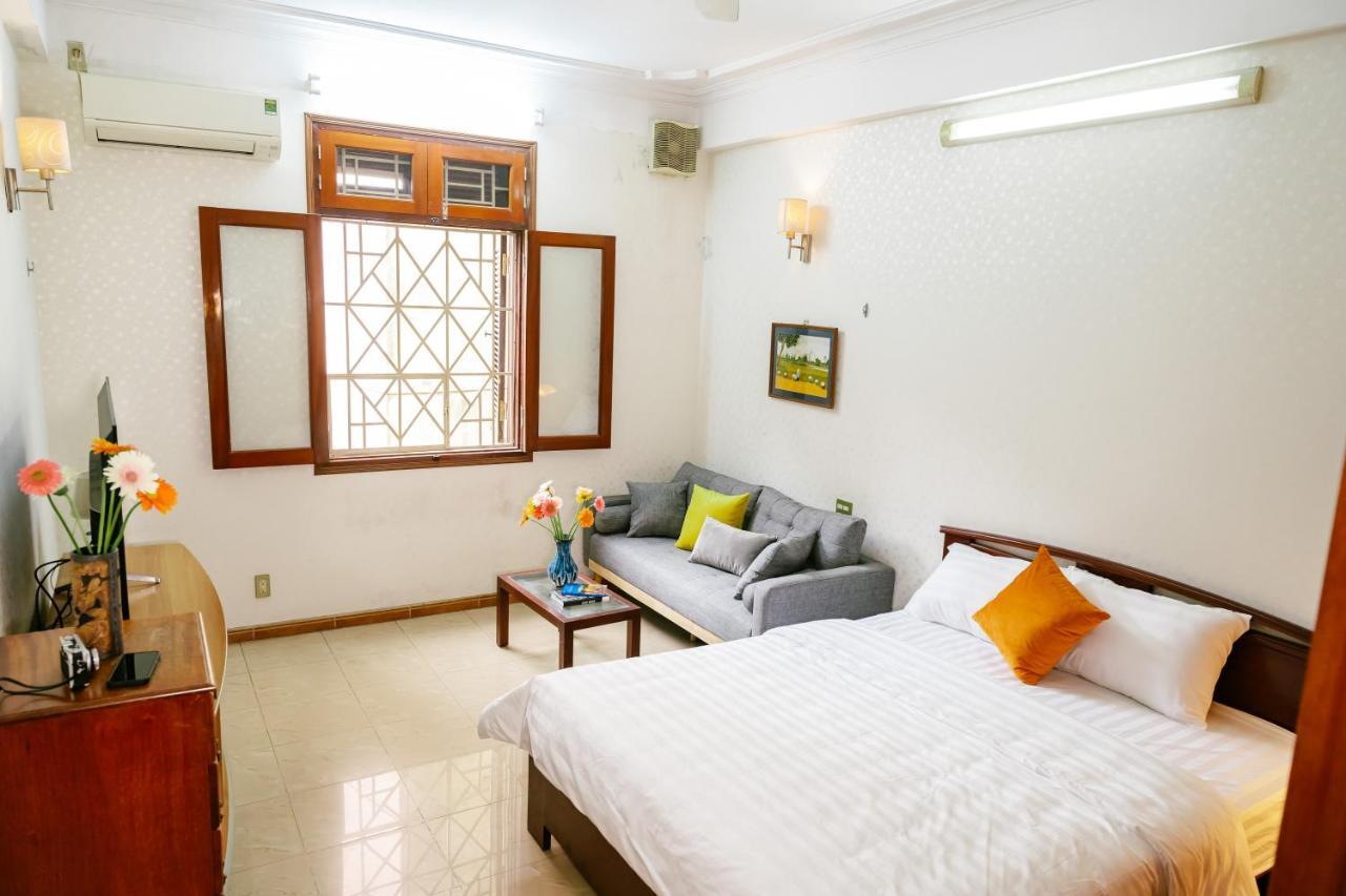 Hola House * Hanoi