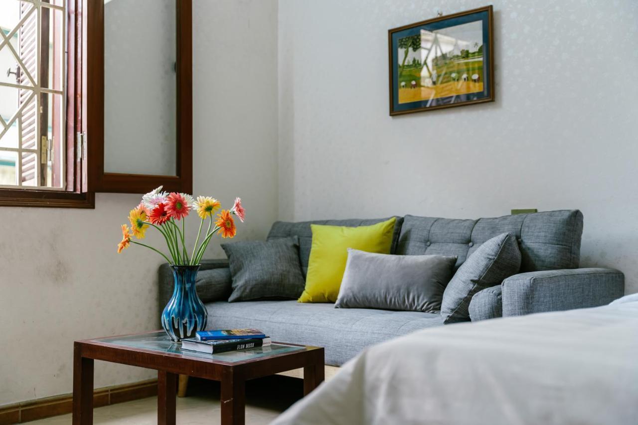 Hola House Hanoi