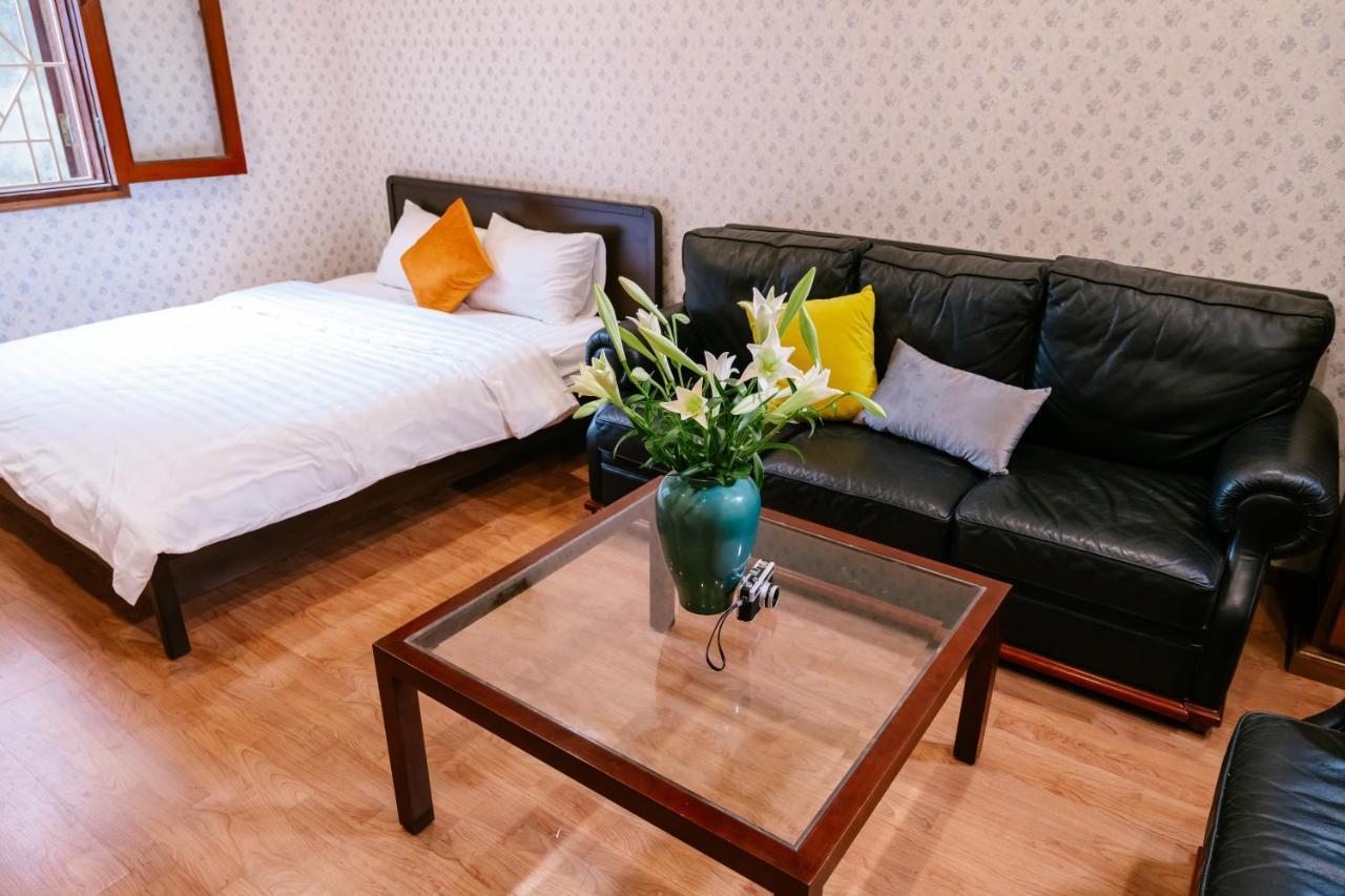 Hola House Homestay Hanoi