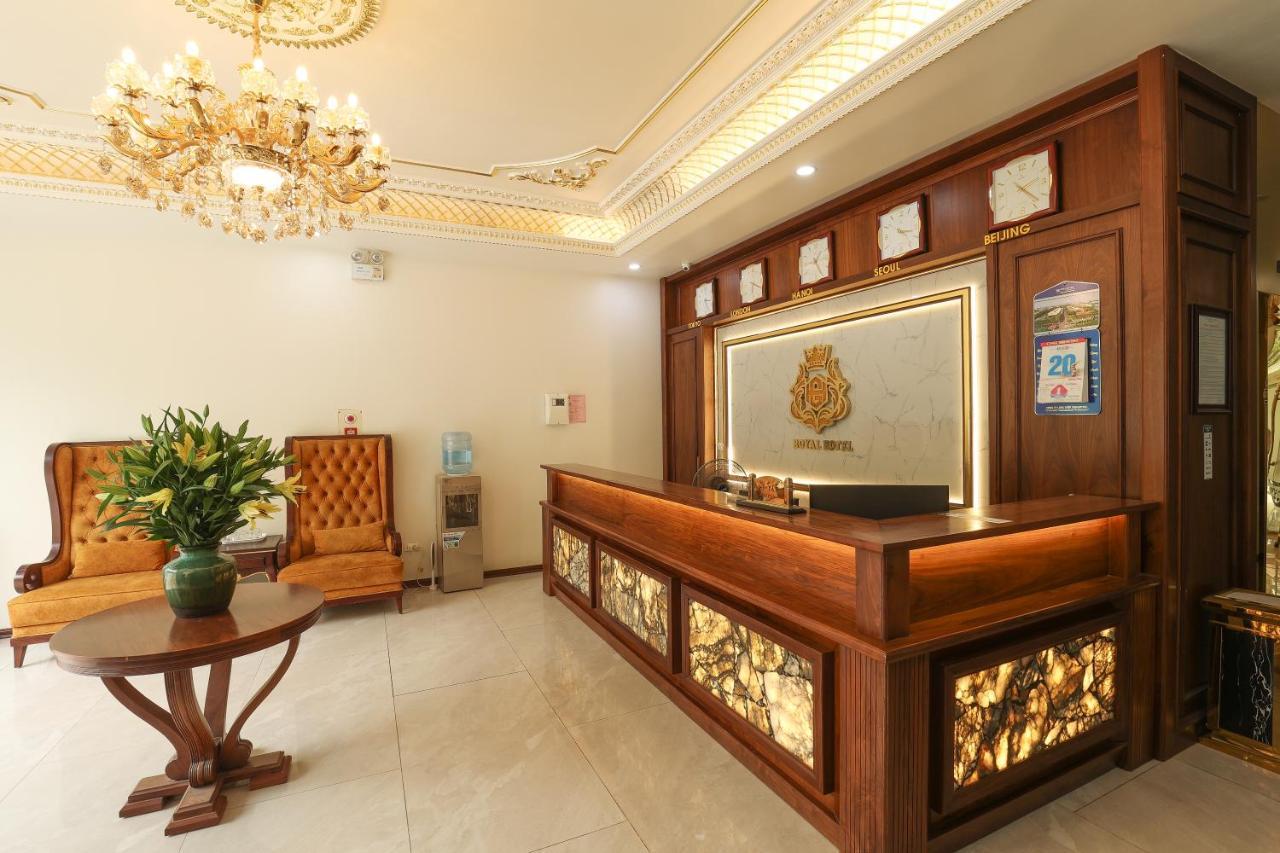 Royal Phu