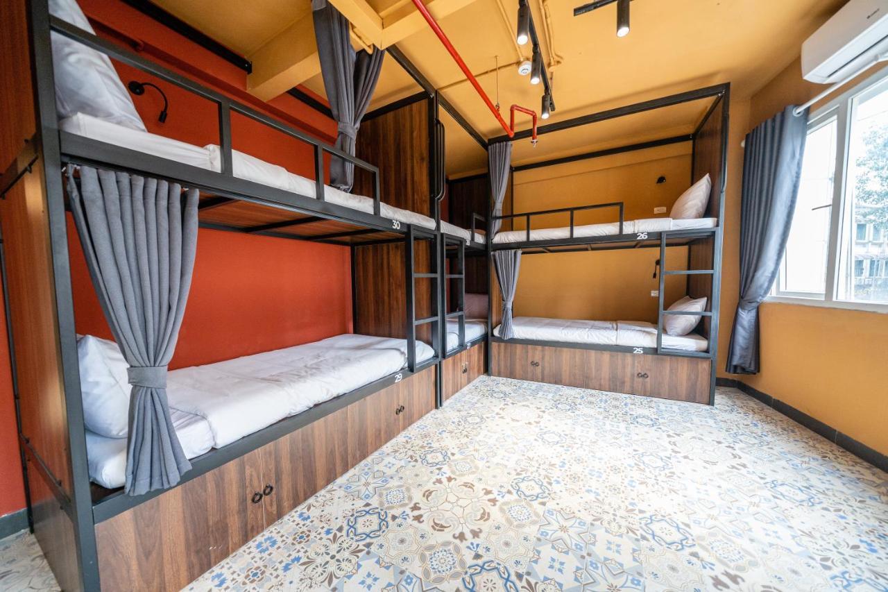 Mad Monkey Hostel Hanoi