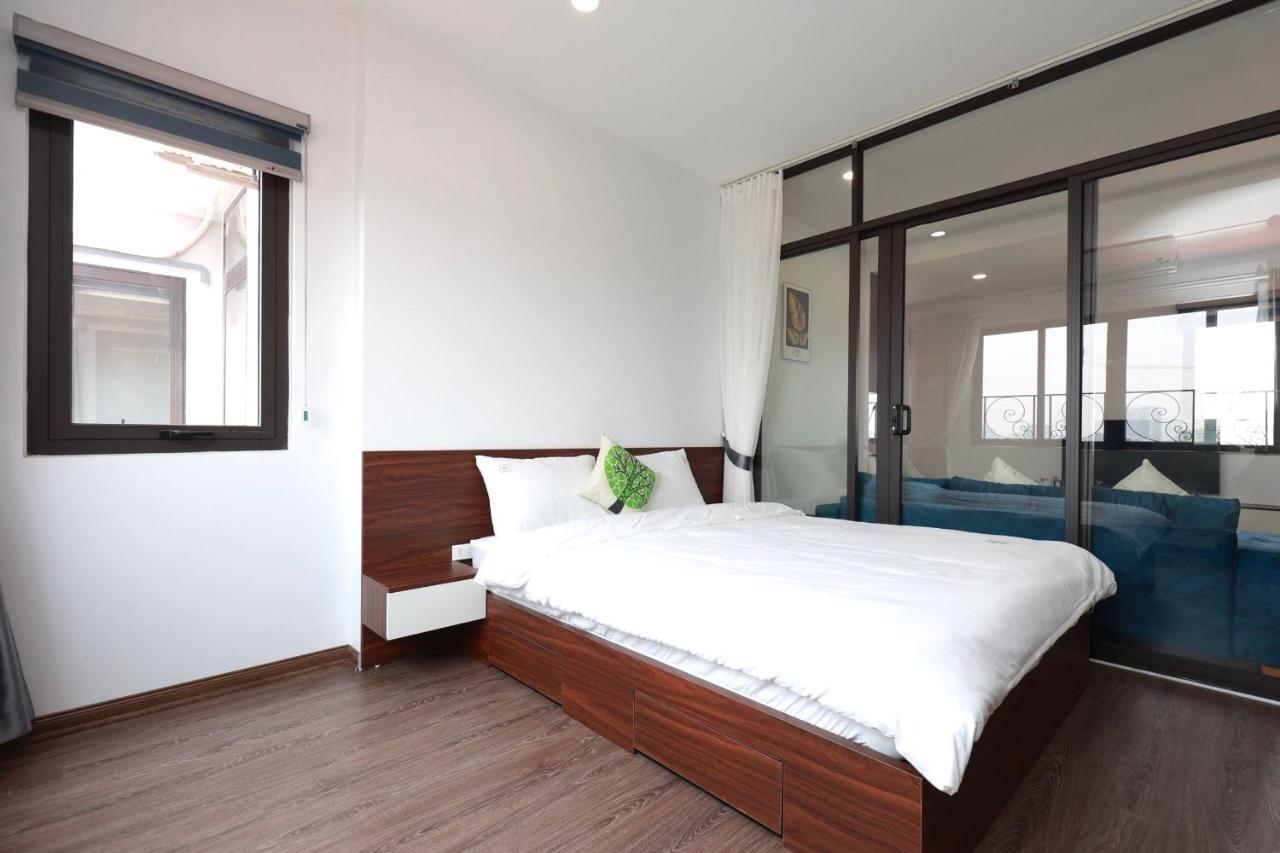 Apartment Cozy Sunside Balcony Westlake Hanoi