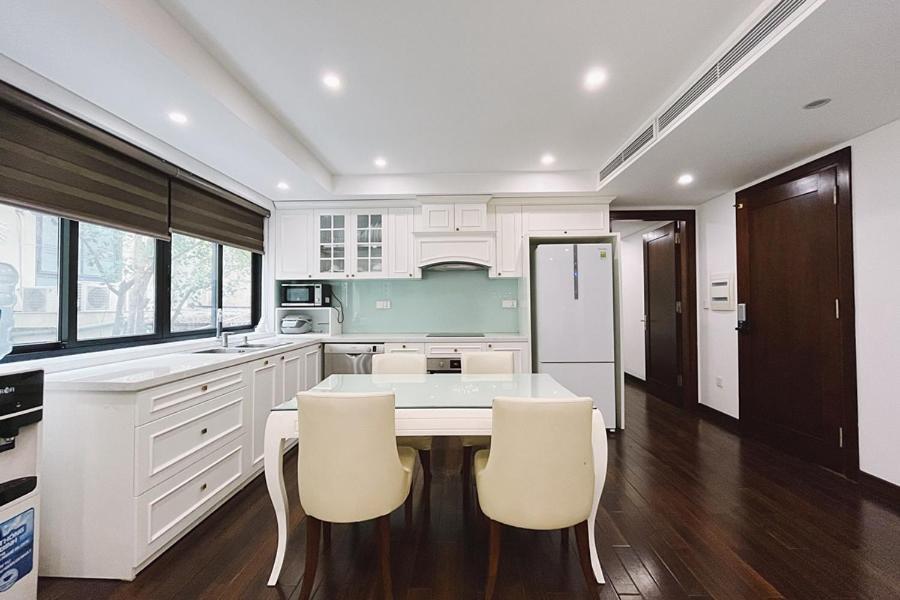 8 - Luxury Apartment, Open View Apartment