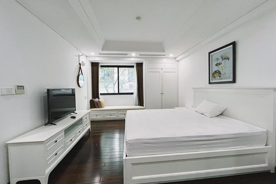 8 - Luxury Apartment, Open View Apartment