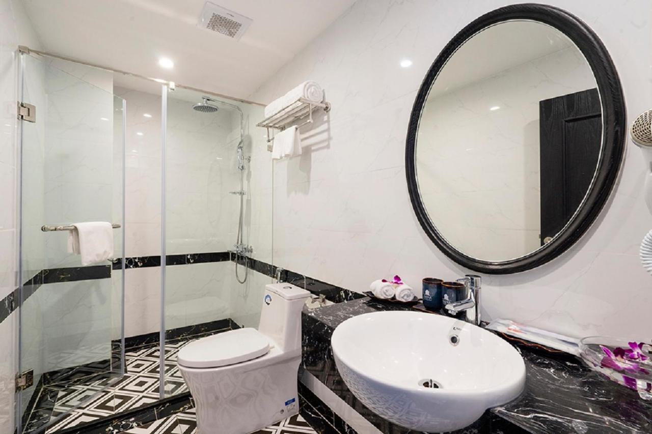 Hotel Mina And