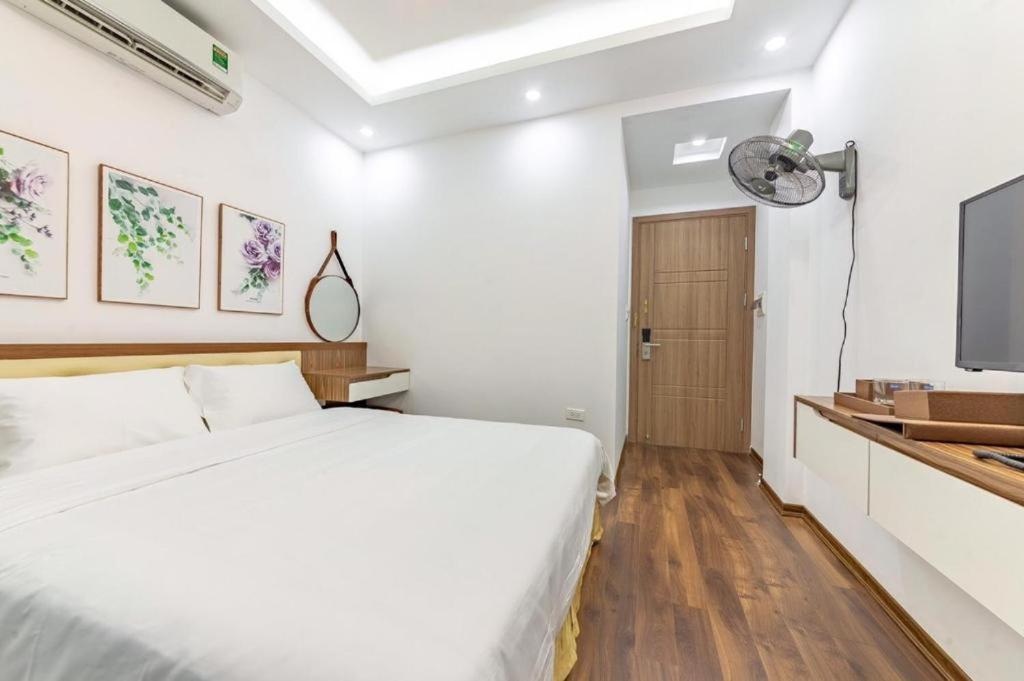 Everest Hotel 3*