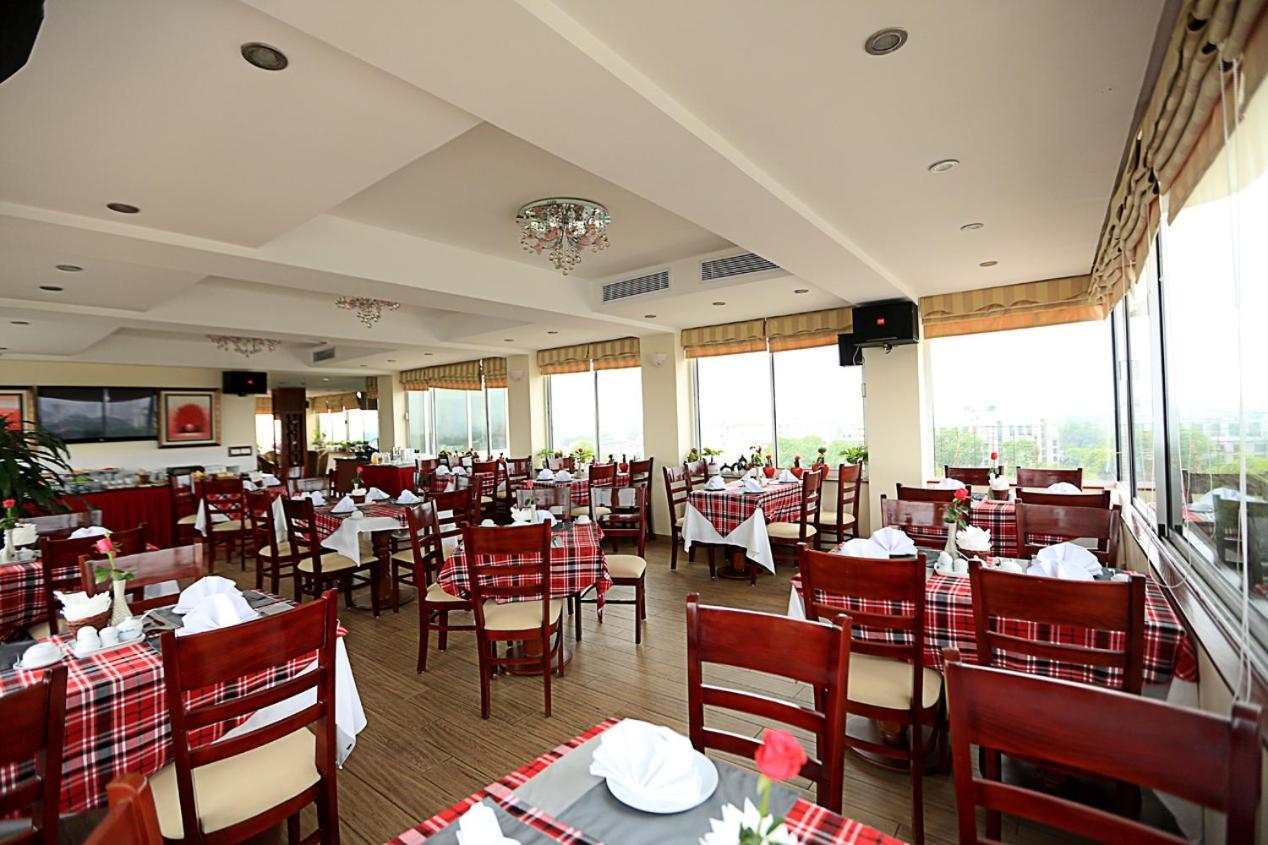 Moon View - 65 Cua Bac - By Bay Luxury 4*