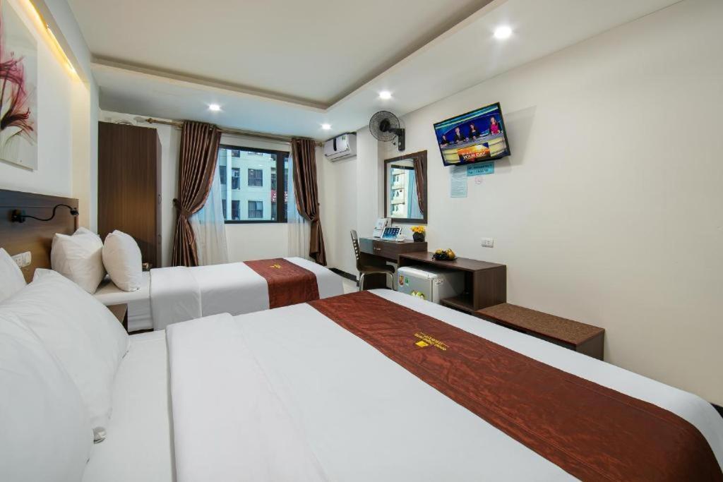 Hotel Quang Chung - 56 Le Van Thiem - By Bay Luxury Hanoi