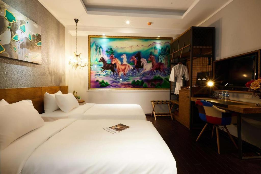 B&B Hanoi Hotel