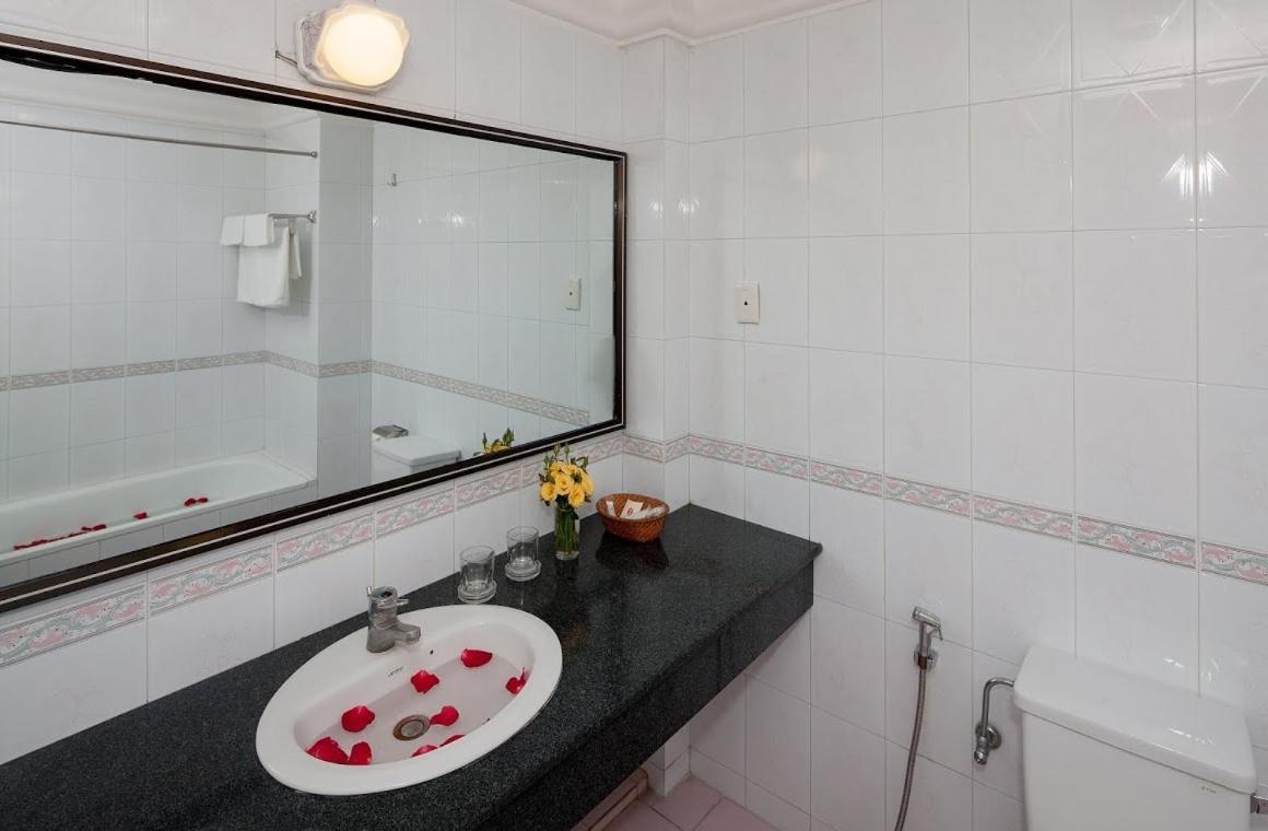 Hotel Lucky & Travel 3*