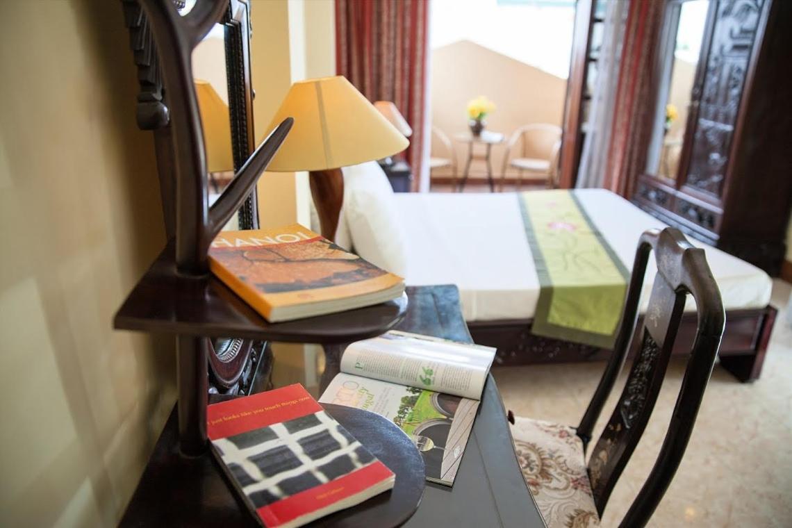 Lucky & Travel Hotel 3*