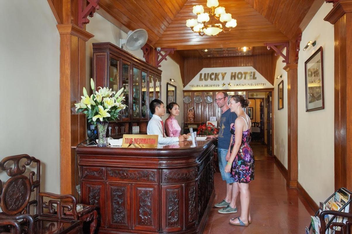 Lucky & Travel