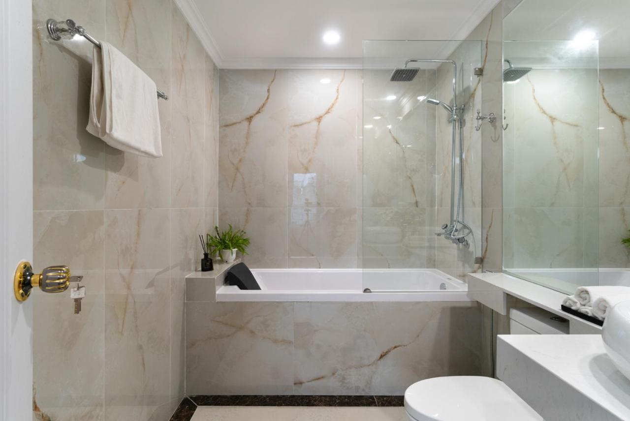 Hotel Luxe Paradise Xuan Dieu