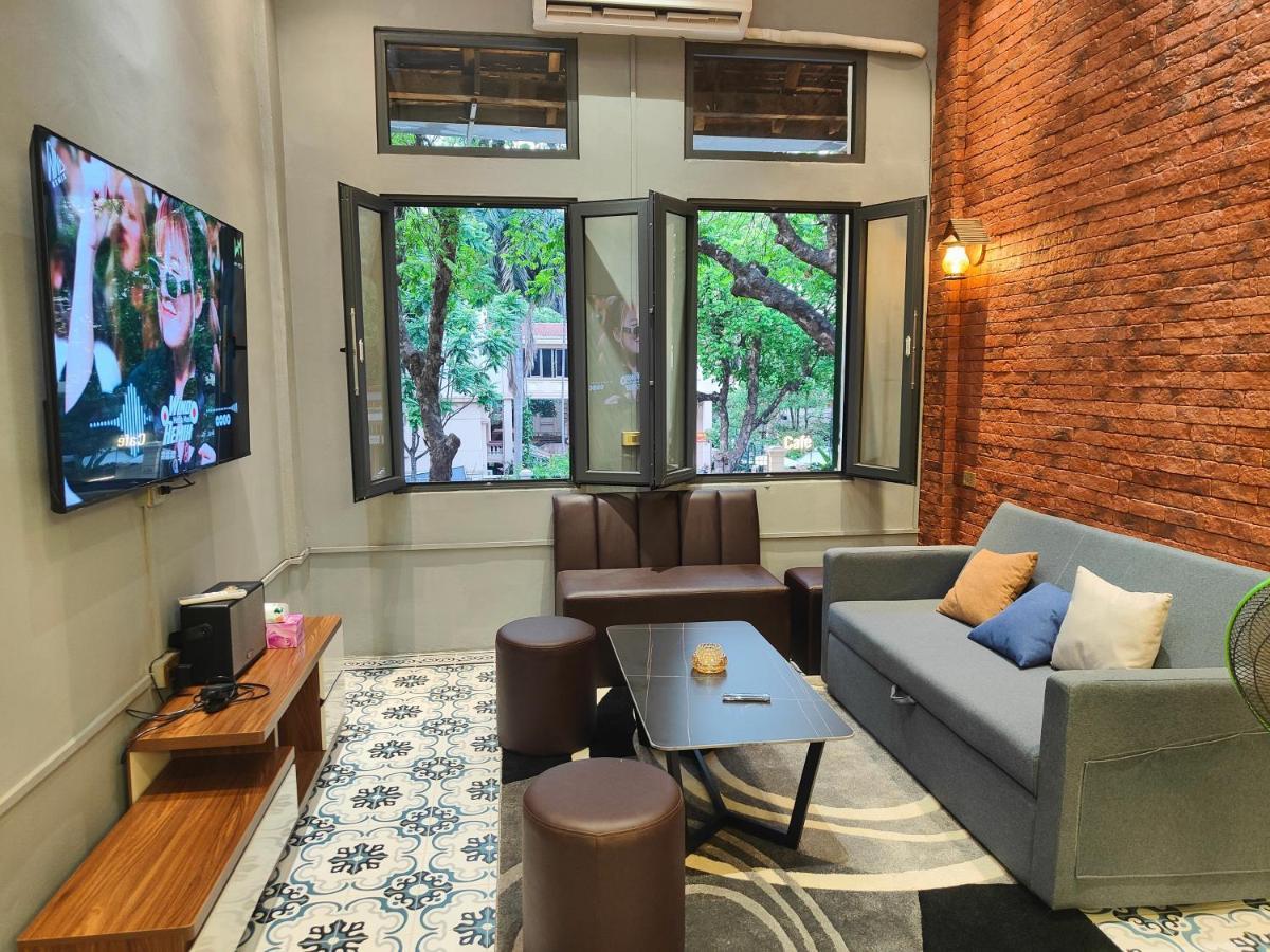 Boulevard Rollandes House Căn hộ Hà Nội