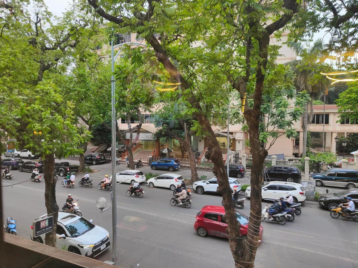 Căn hộ Boulevard Rollandes House *