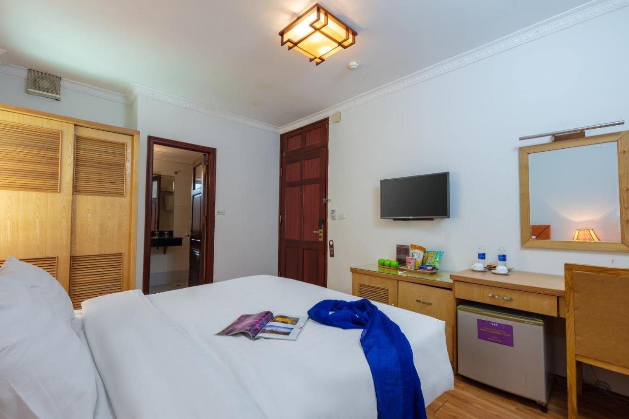 Hotel Blau Hanoi