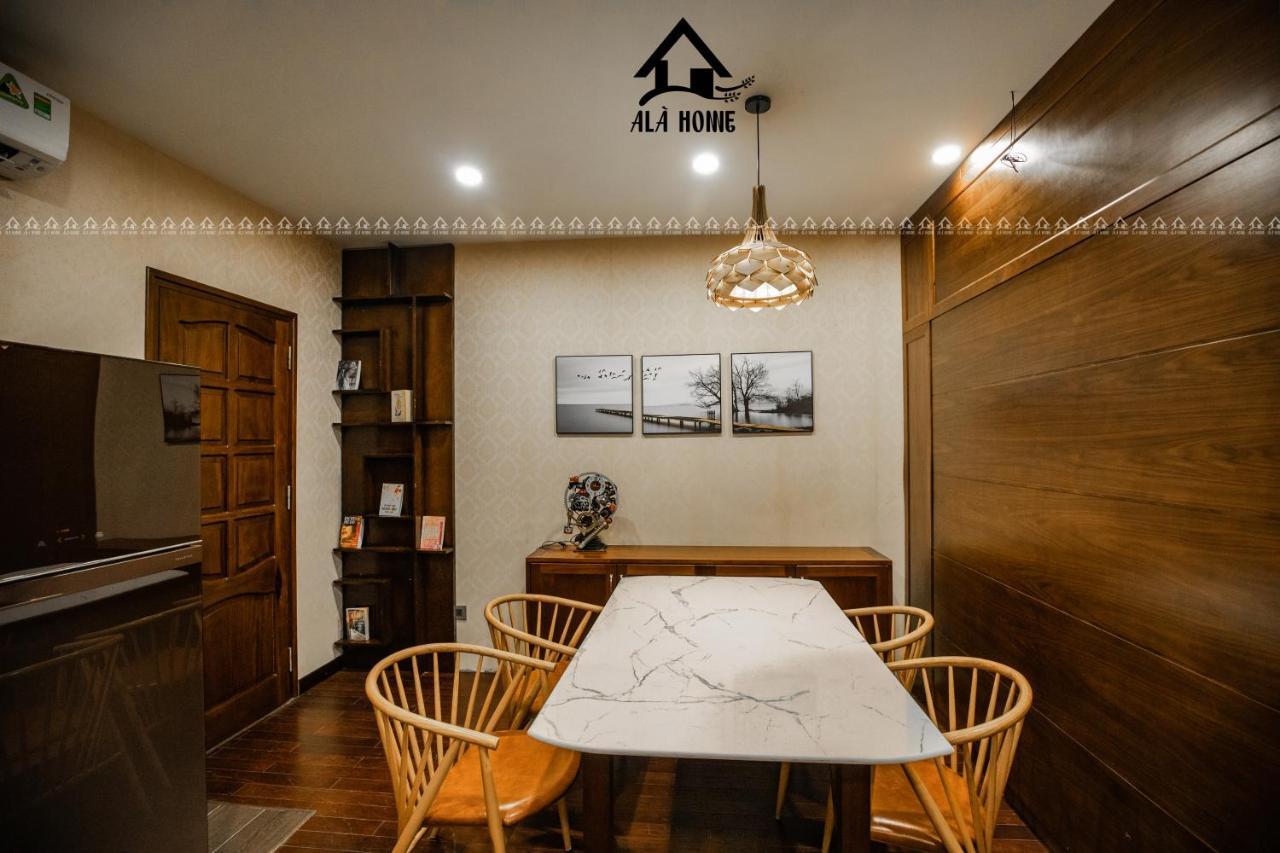 A La Aparthotel