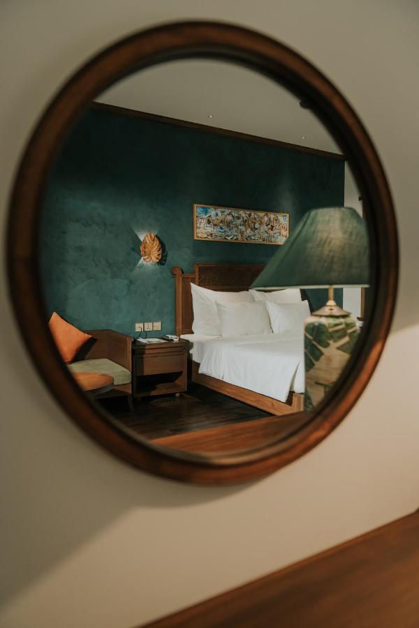 Khách sạn Bavi 4*