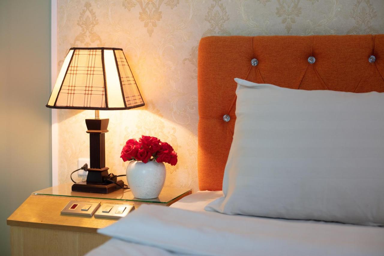 Blau 3* Hanoi