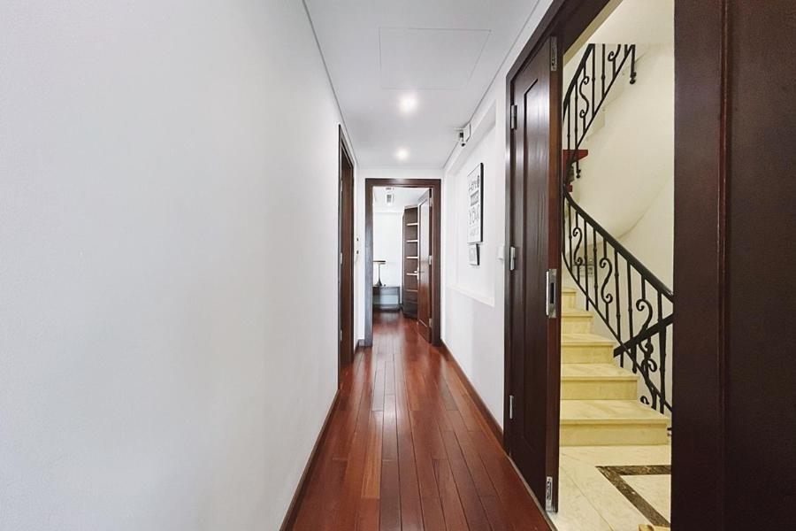 8 - Luxury Apartment, Open View Apartment Hanoi