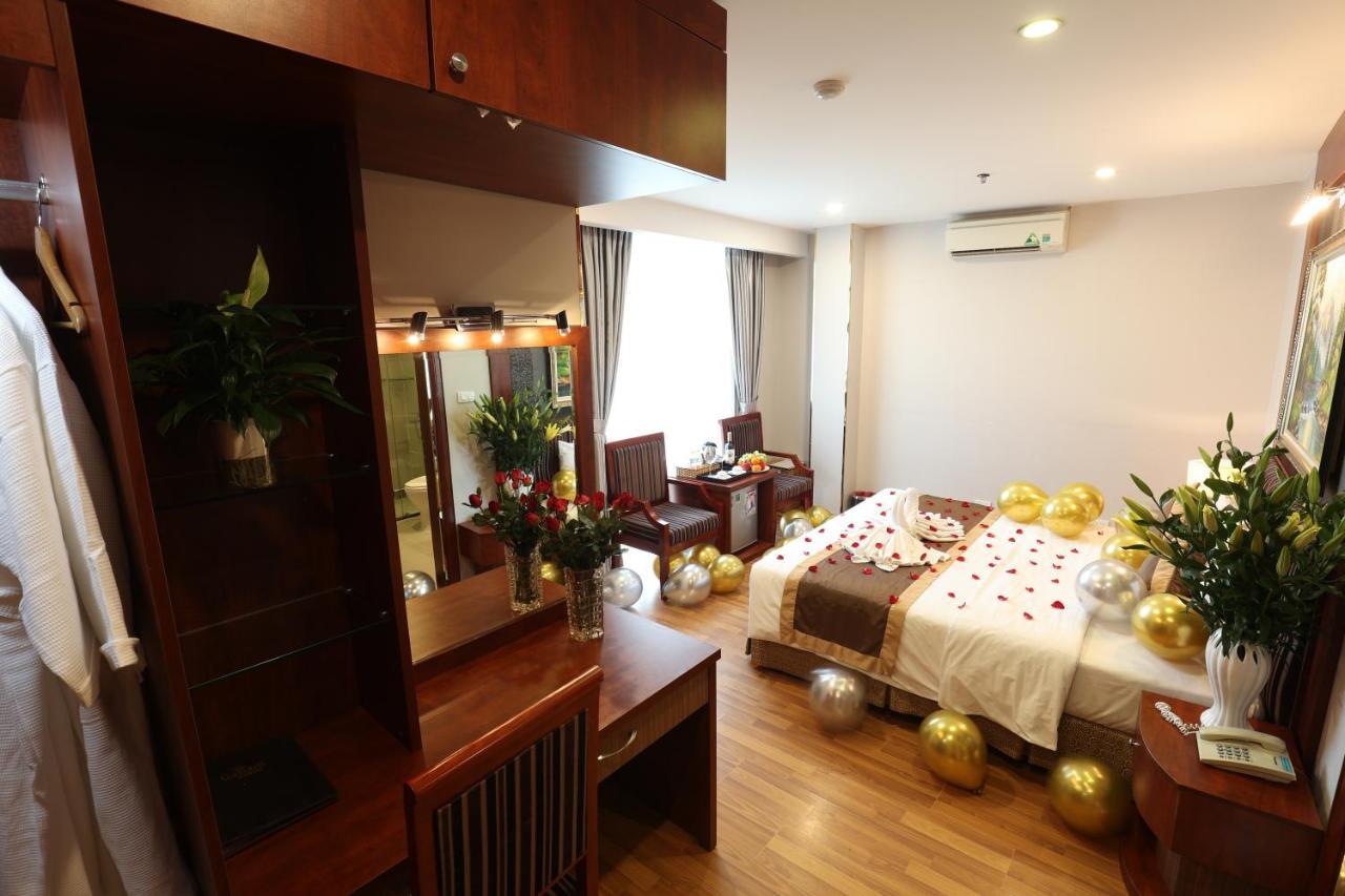 Gallant Hotel