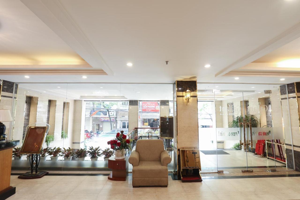 Gallant Hotel